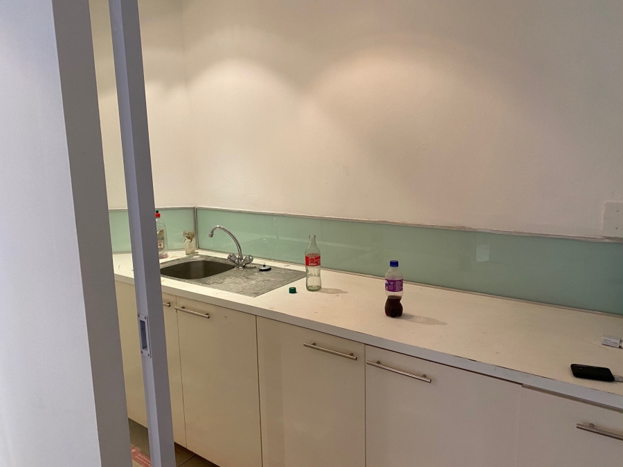 To Let Commercial Property for Rent in Mouille Point Western Cape